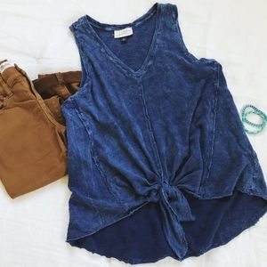 Universal Thread Tie Front Tank